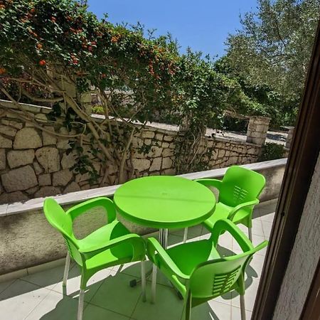 Hasani Apartments ساراندا المظهر الخارجي الصورة