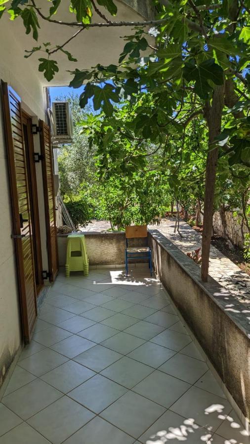 Hasani Apartments ساراندا المظهر الخارجي الصورة